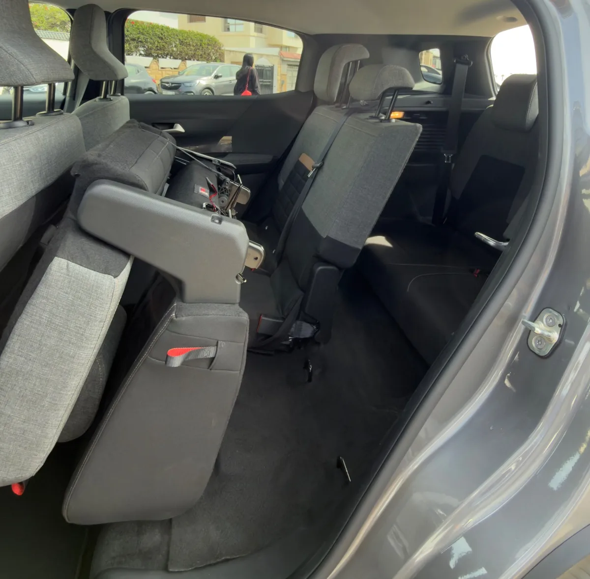 Citroën C3 AIRCROSS 7places rental car — SIMAN CAR