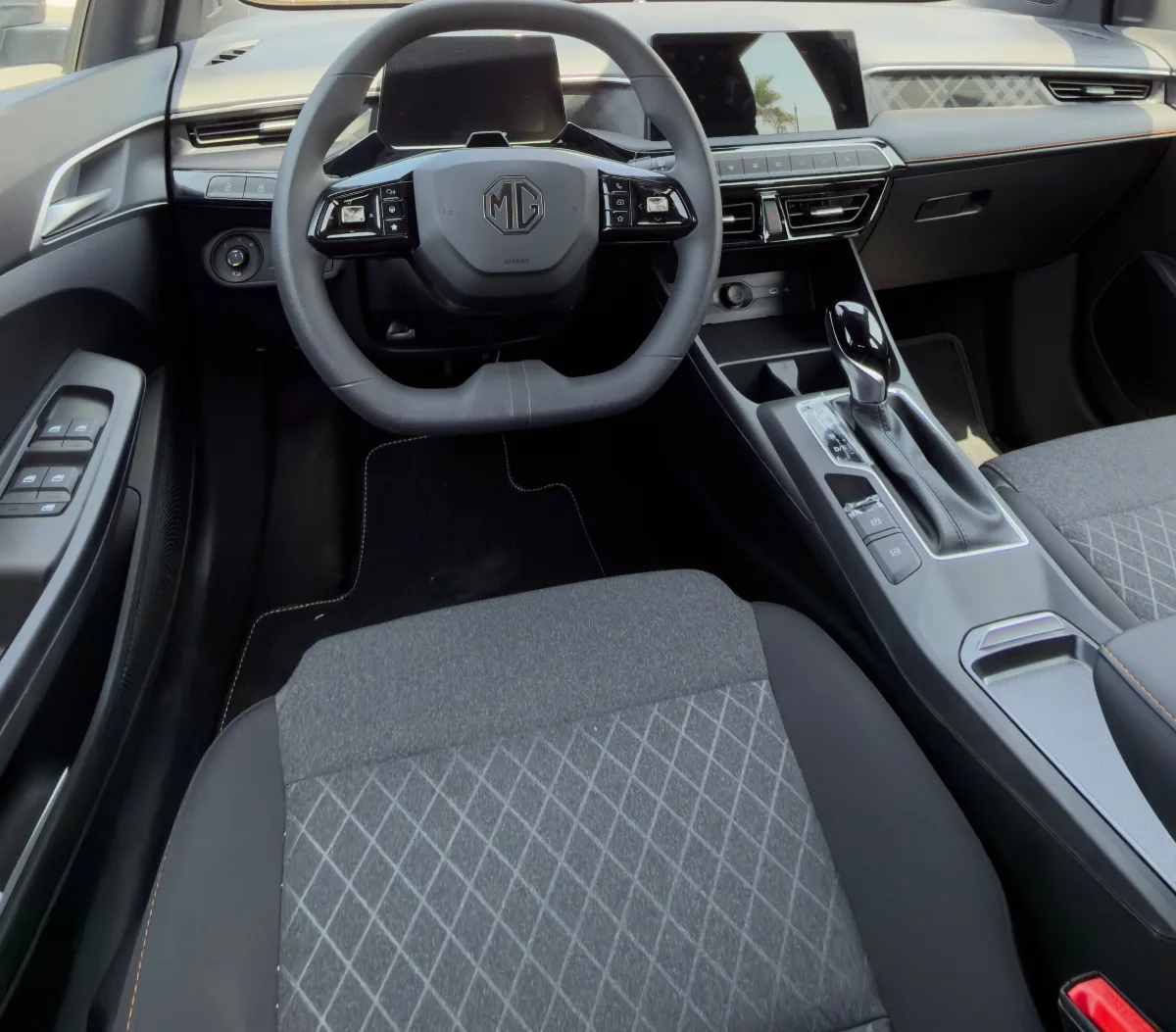 MG 3 rental car — SIMAN CAR
