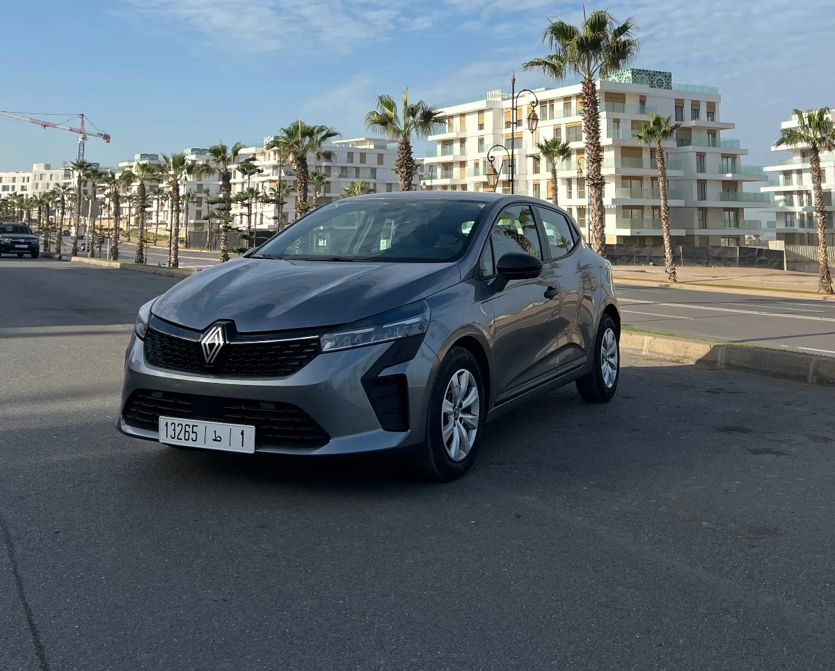 Renault CLIO 5 rental car — SIMAN CAR