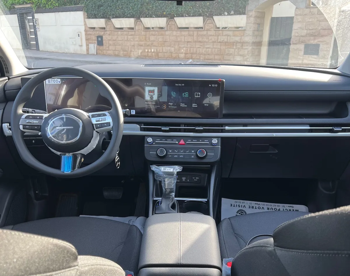 HYUNDAI TUCSON rental car — SIMAN CAR